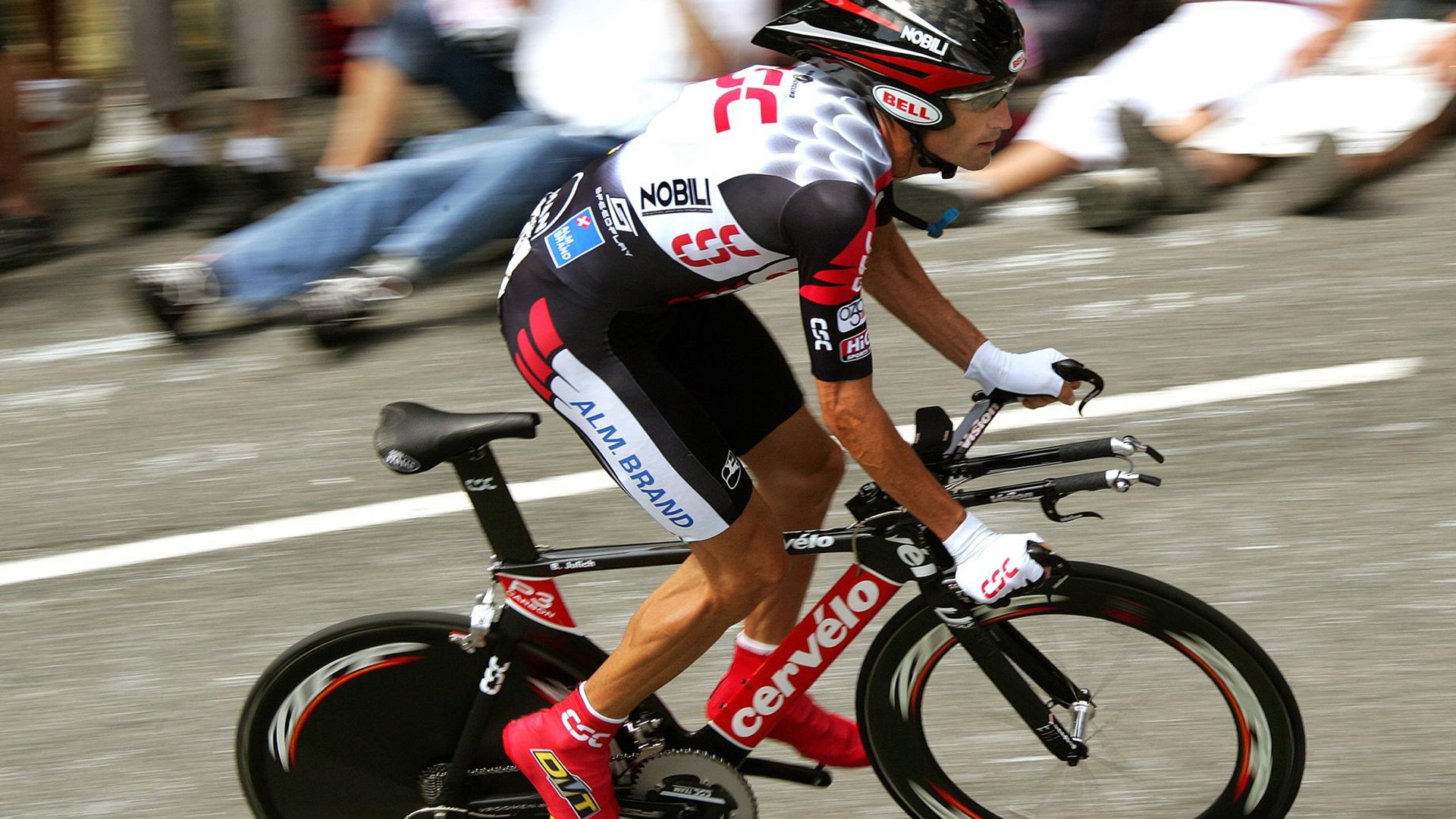 骑士教练吹嘘球队战术纪律良好，骑士队的教练