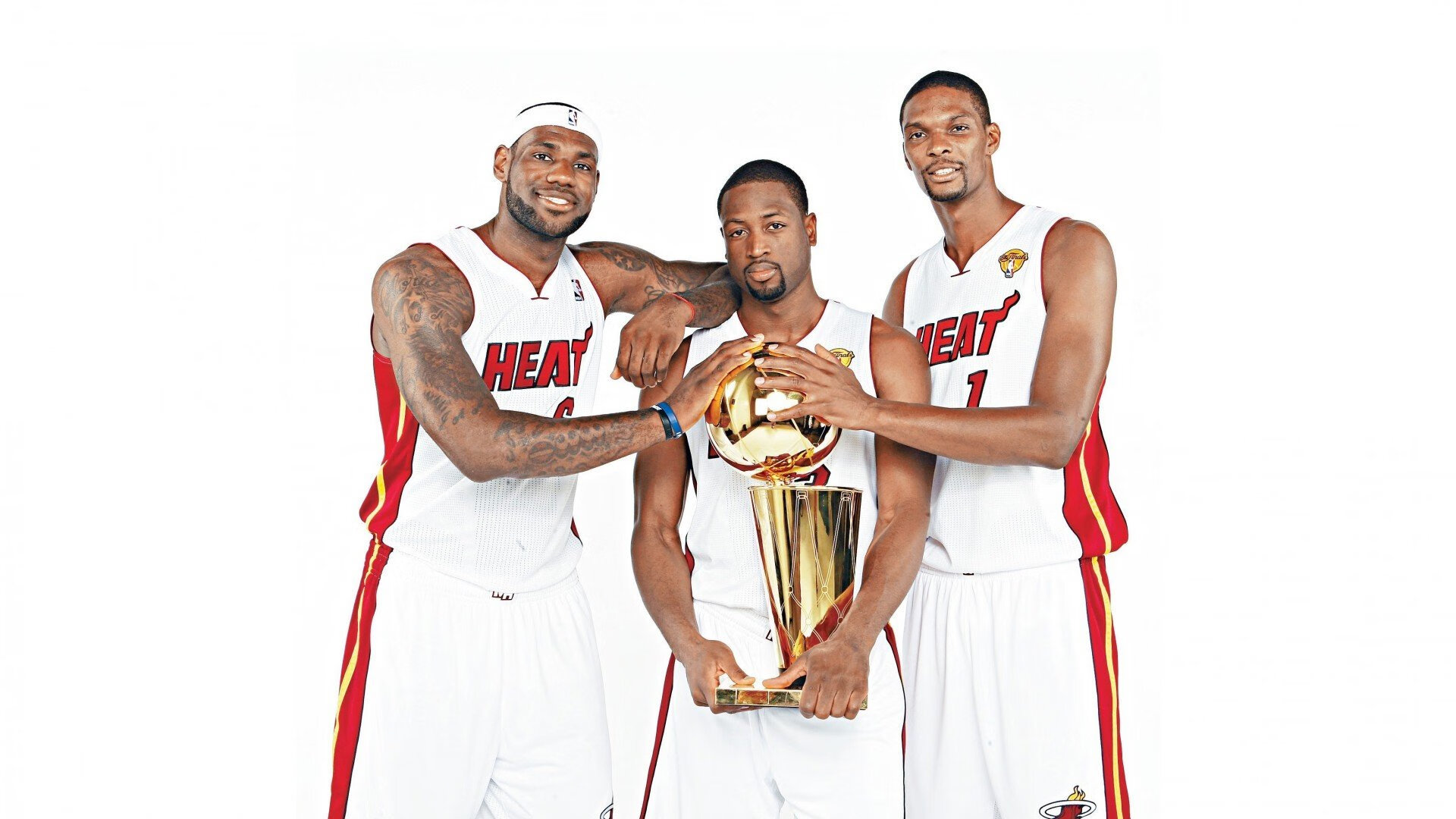 九游网页版官网-NBA裁判因误判引发热议，联盟发声明致歉，nba裁判报告公布